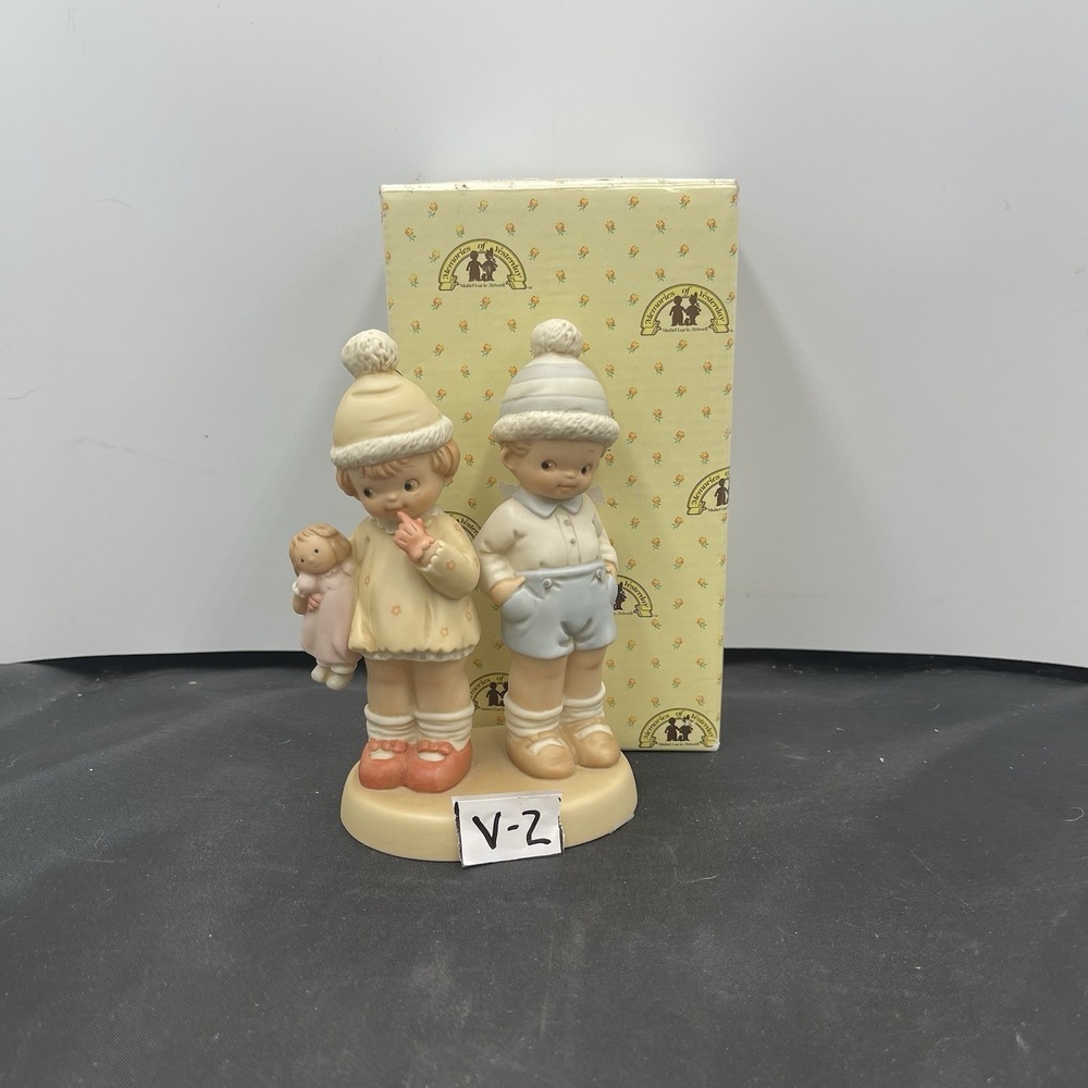 Vintage Enesco Memories of Yesterday figurine "too shy for‎ words"w/box